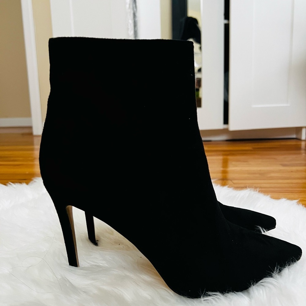Onlymaker Suede Ankle Boots